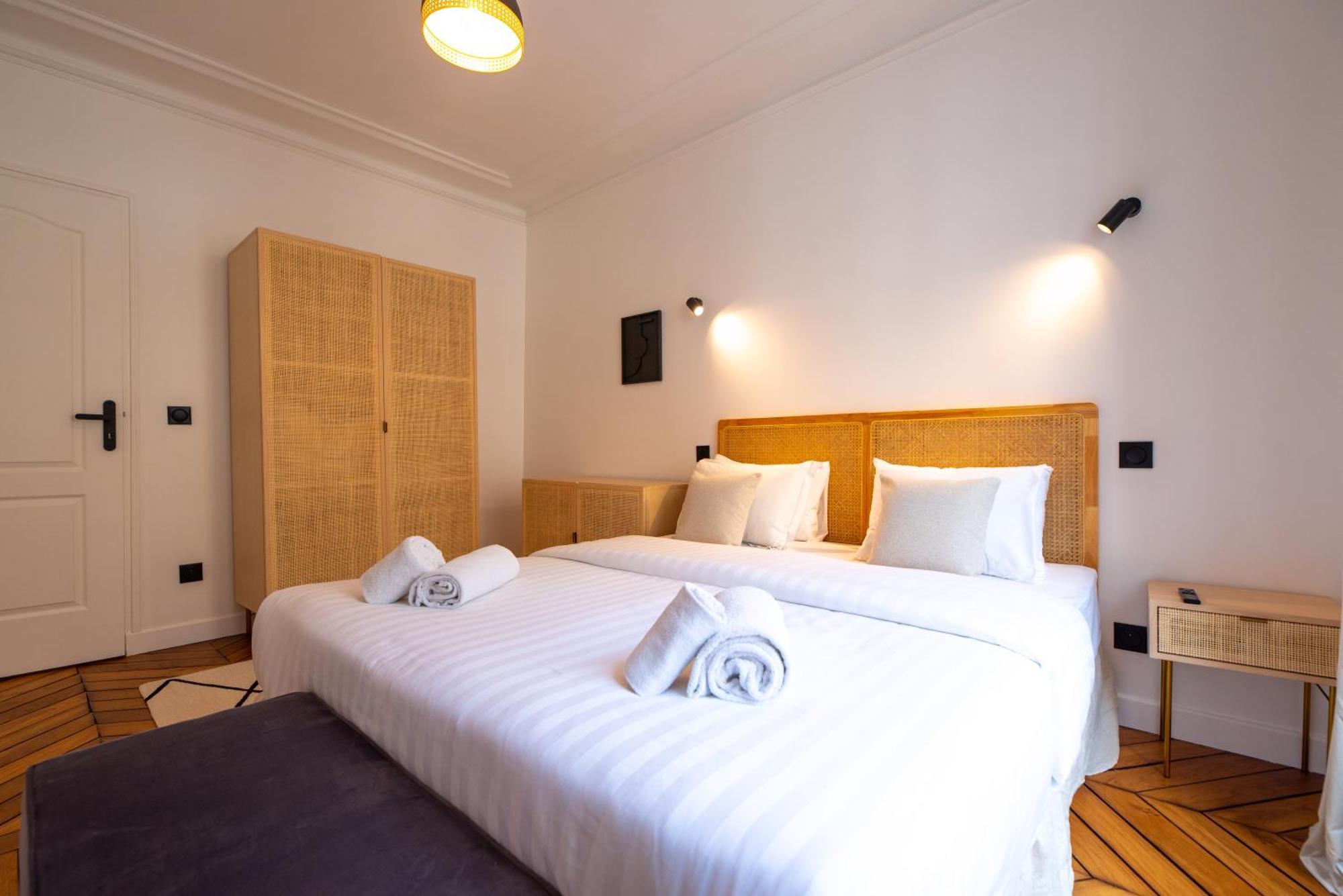 Lovely Near Canal St Martin Apartment